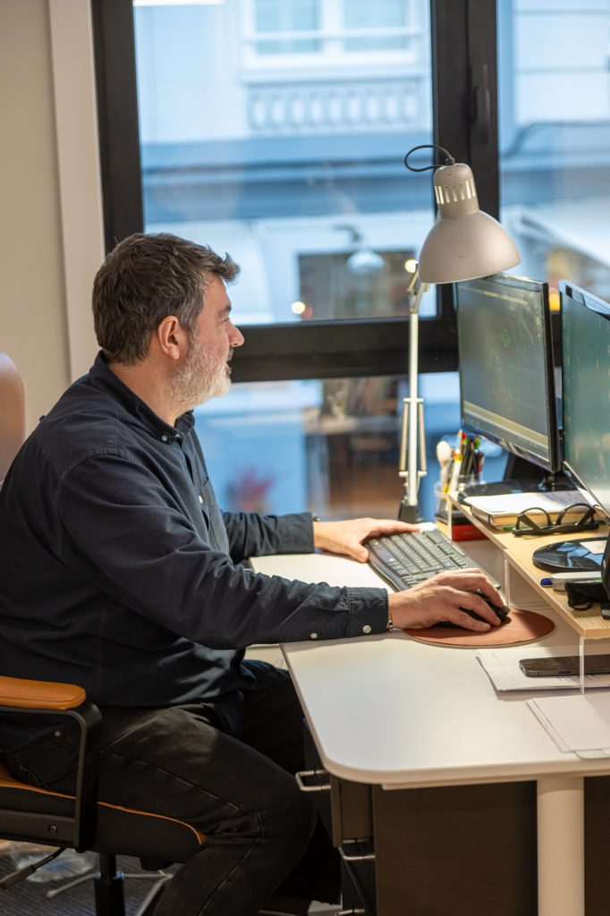 Alba González junto a Nuria Castro